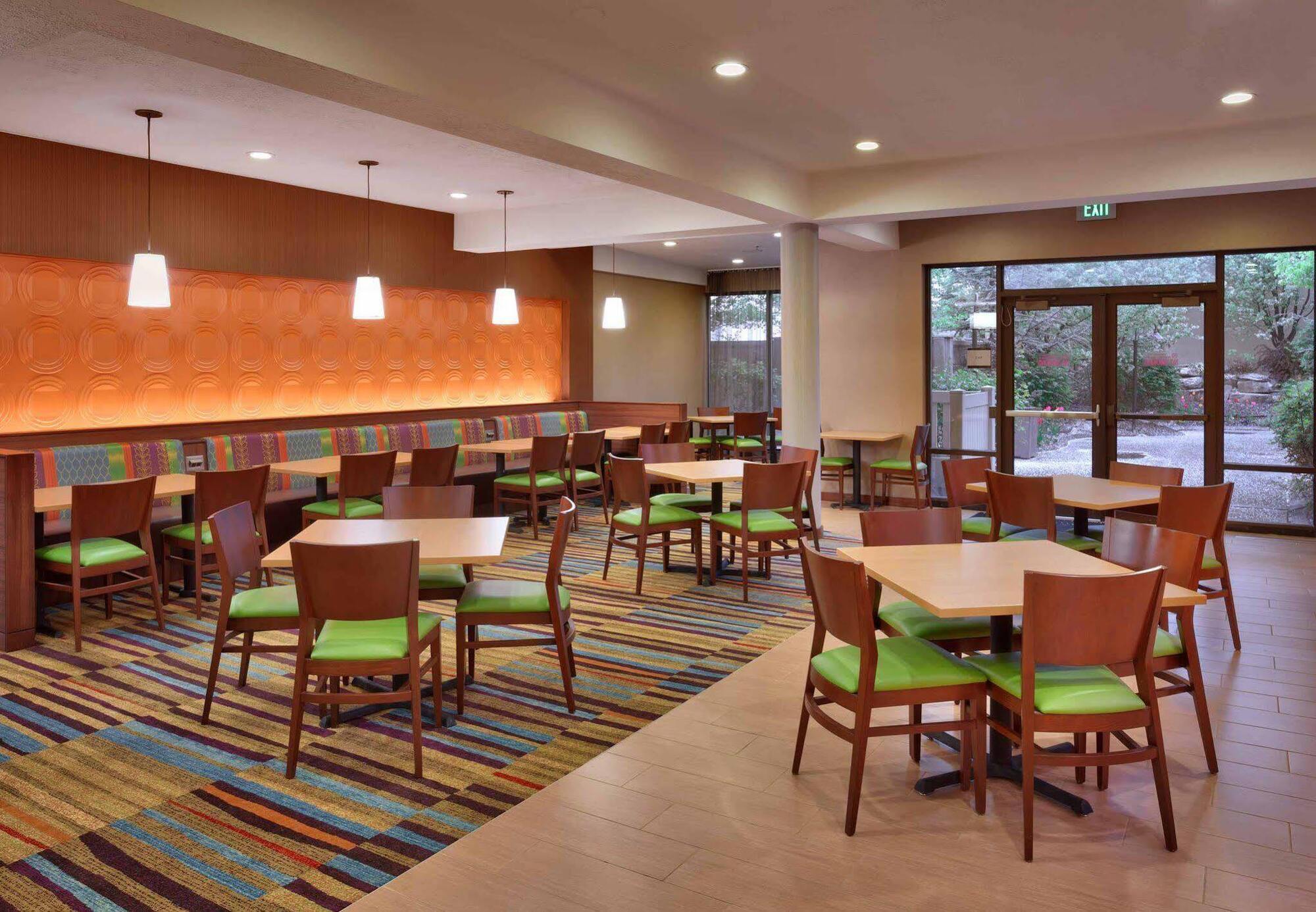 Courtyard By Marriott Salt Lake City Downtown Exterior photo